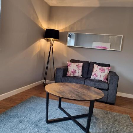 The Old Surgery Flat 9 Apartment Redditch Ngoại thất bức ảnh